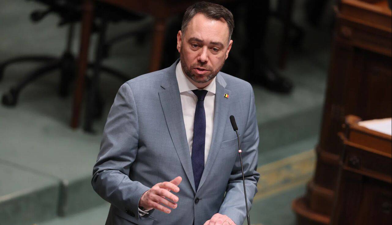 بلژیک: اعطا وام به کی‌یف، پایان جنگ اوکراین را با مشکل مواجه می‌کند