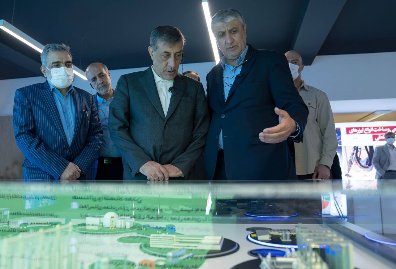 اسلامی: دشمن روایتی ظالمانه از صنعت هسته‌ای ایران ساخته است