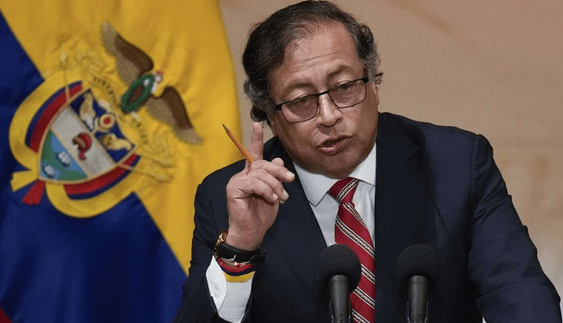 کلمبیا: آمریکا حق ندارد حریم هوایی ونزوئلا را ببندد