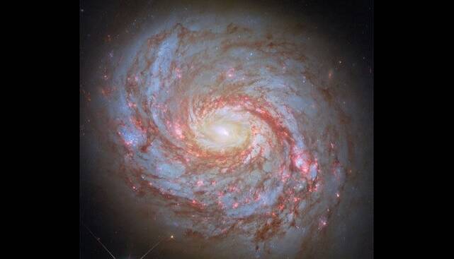 عکس روز ناسا از یک کهکشان مارپیچی با مرکز فعال