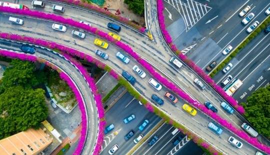 جاده‌های شهر گوانگژو درچین