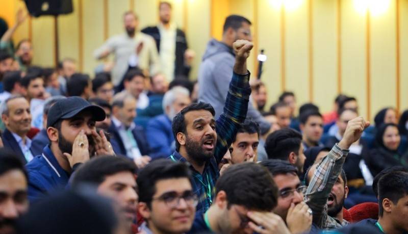 سرمقاله کیهان/ دانشجوی امروز؛ فرمانده جنگ فناورانه فردا