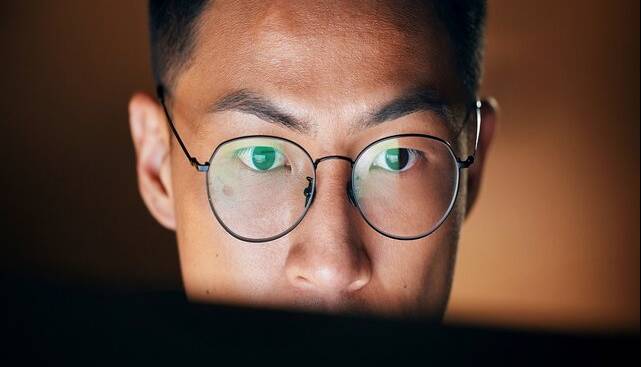 دورکاری برای سلامت روان خوب است یا بد؟