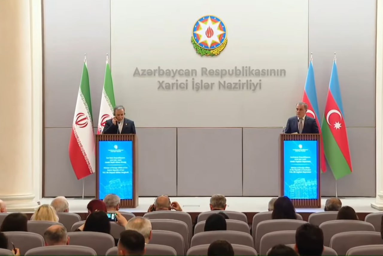 تاکید وزرای خارجه ایران و آذربایجان بر توسعه روابط دوستانه/ عراقچی: نباید اجازه دهیم هیچ طرف دیگری این رابطه را خراب کند