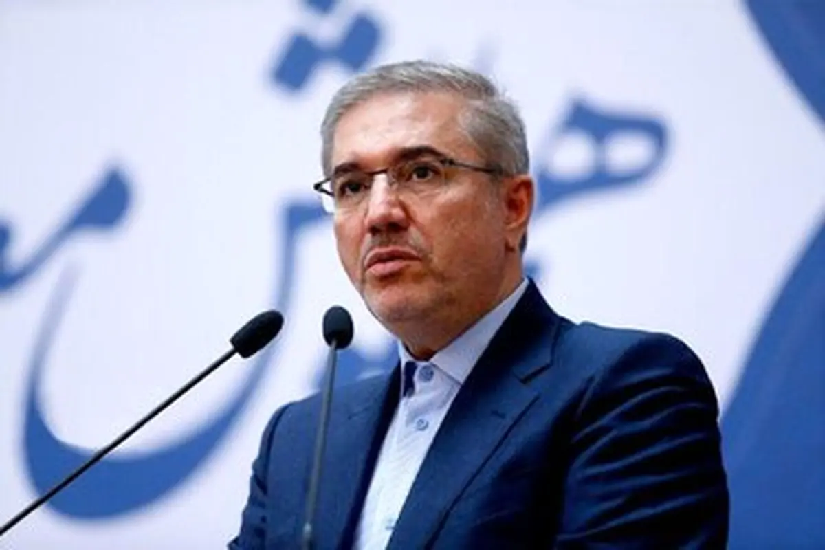 منظور: شهید رئیسی نرخ سوم بنزین را نپذیرفت