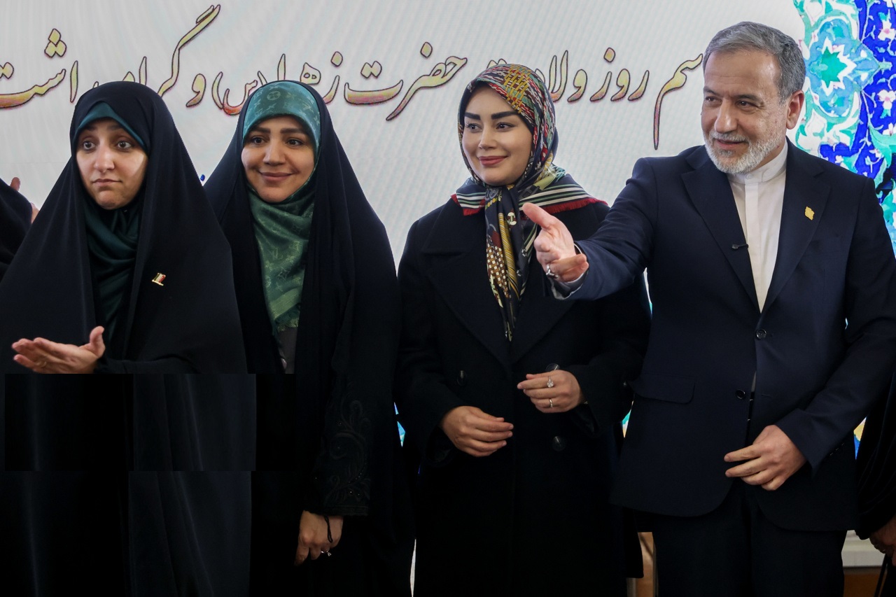 وعده عراقچی در جمع زنان دیپلمات وزارت خارجه: تعداد سفرای خانم اضافه خواهد شد