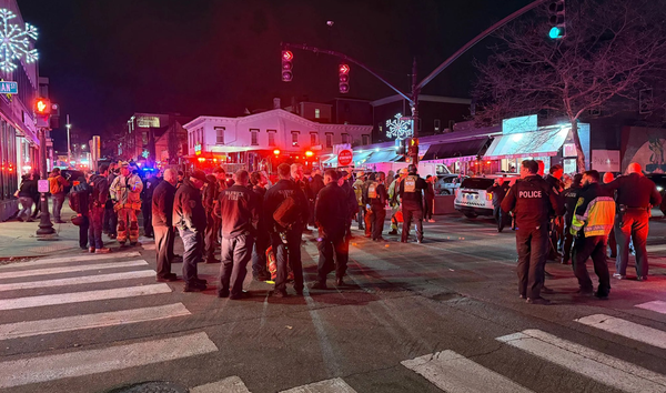 دانشجویان آمریکایی در سالن امتحانات به رگبار بسته شدند