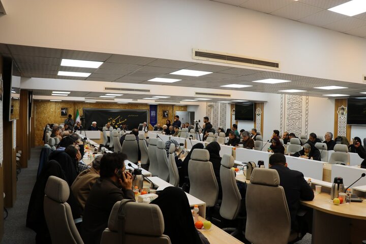 ایران پرسمان