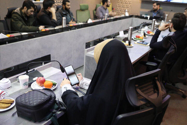 ایران پرسمان