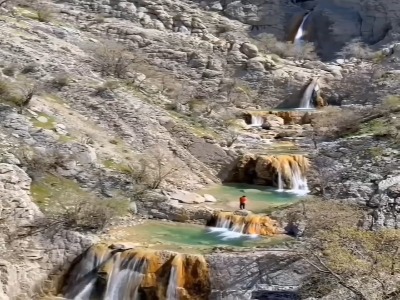 آبشار زیبای پای طوف، شهرستان رستم، استان فارس