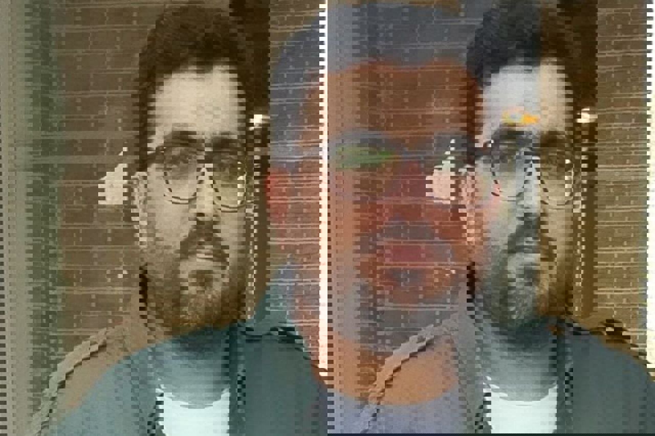 نشر سیمرغ فعالیت خود را در حوزه ادبیات پایداری و دفاع مقدس آغاز  کرد