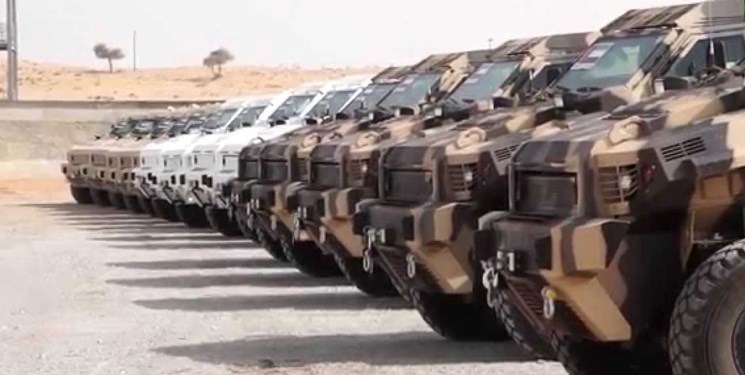 مشاهده ده‌ها خودروی زرهی اماراتی در یمن