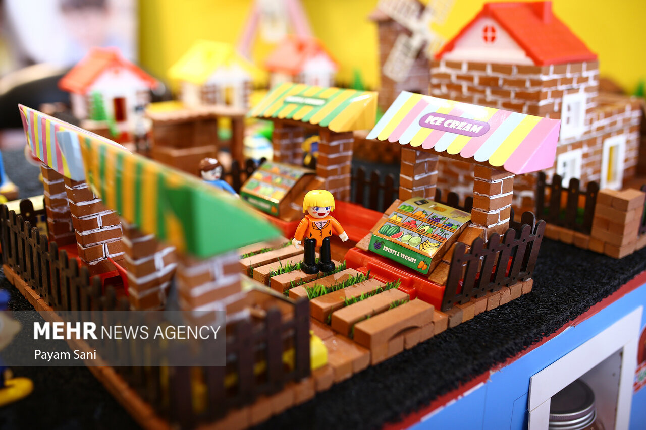 بخش ترویجی جشنواره اسباب‌بازی خانواده‌ها را با بازی آشنا می‌کند