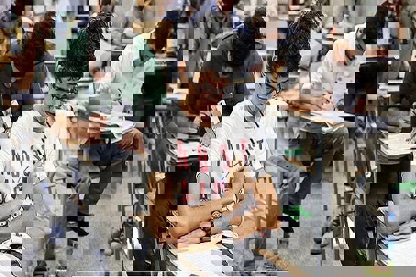 توصیه ما شرکت در امتحانات پایان ترم است؛ برگزاری امتحان جبرانی