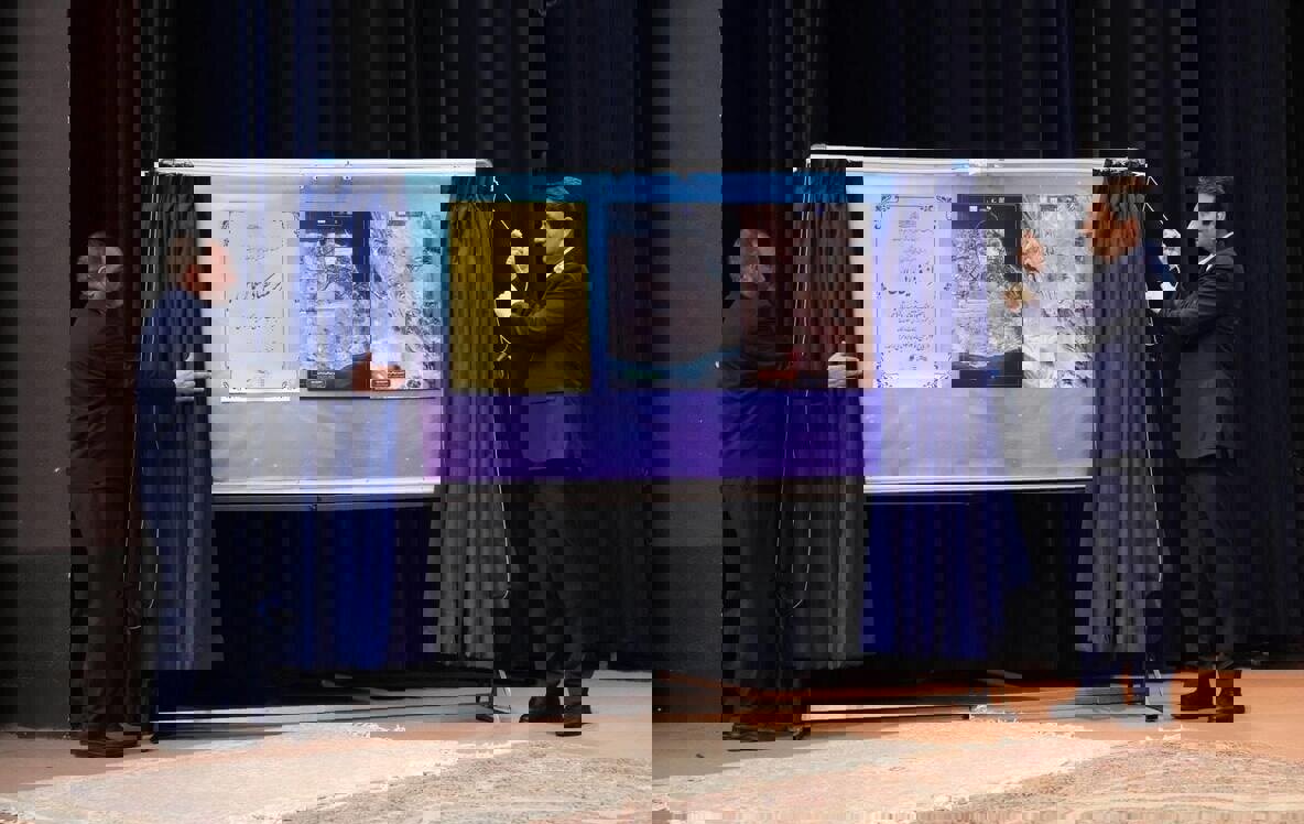 ماهواره هاتف ۳ و ۲ پایگاه فضایی رونمایی شد