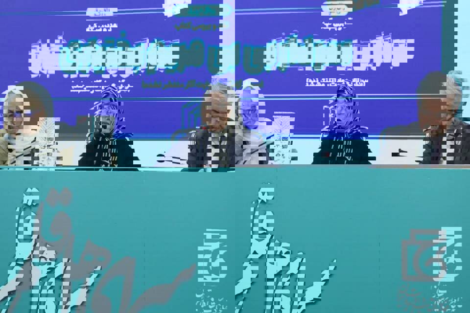 کفن به گردن، تفنگ به دست/ خطابه‌ای که زنان بختیاری را به میدان خواند