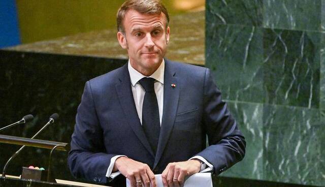 ماکرون: در تدارک مذاکره با پوتین هستم