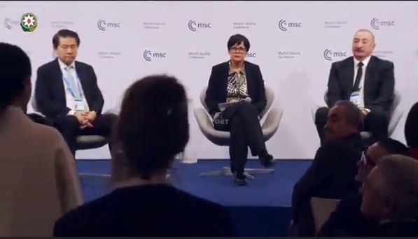 علی‌اف: روسیه زیرساخت‌های انرژیِ ما در اوکراین را هدف قرار داده است