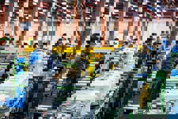 اعطای تسهیلات حمایت از تولید و اشتغال در ۱۱ استان