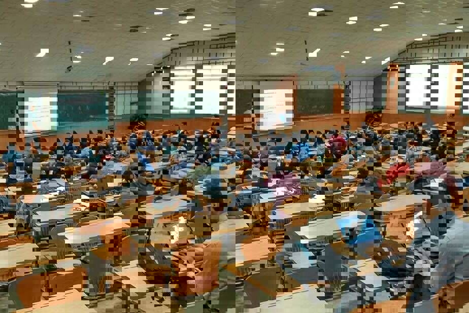 کلاسهای ترم دوم دانشگاه شهیدبهشتی حضوری شد