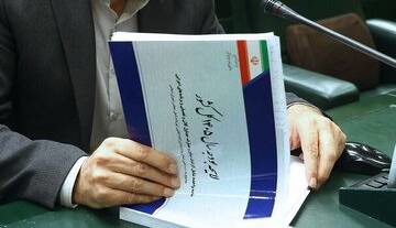 رئیس سازمان برنامه و بودجه: مطابق قانون مصوب مجلس دیگر تسهیلات تکلیفی نباید در بودجه بیاید