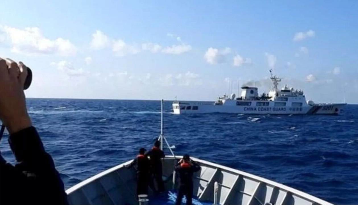 آماده‌باش نیروی دریایی و هوایی چین در واکنش به اقدامات دریایی فیلیپین