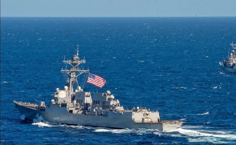 ارتش آمریکا از هدف قرار دادن یک شناور در اقیانوس آرام شرقی خبر داد