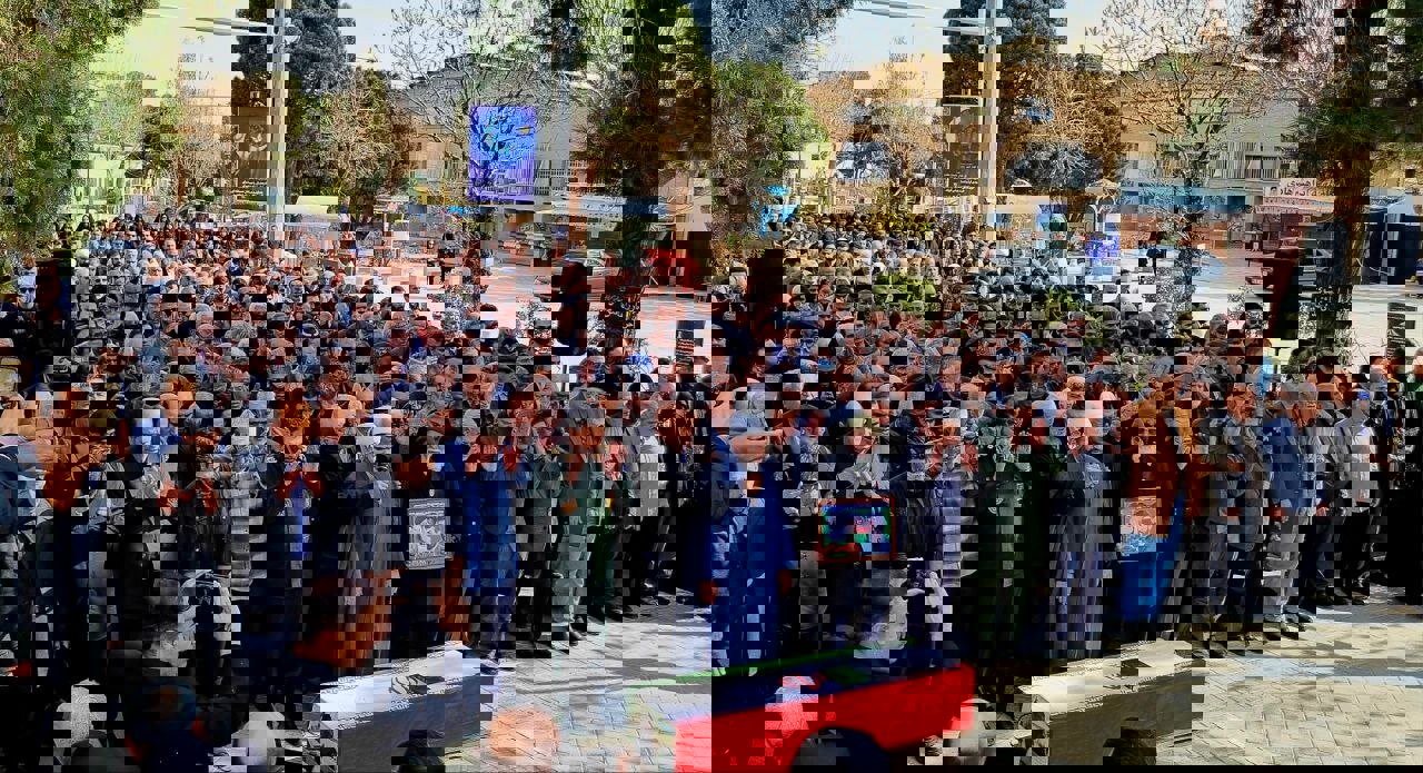 مراسم تشییع پیکر مادر حاج احمد متوسلیان برگزار شد