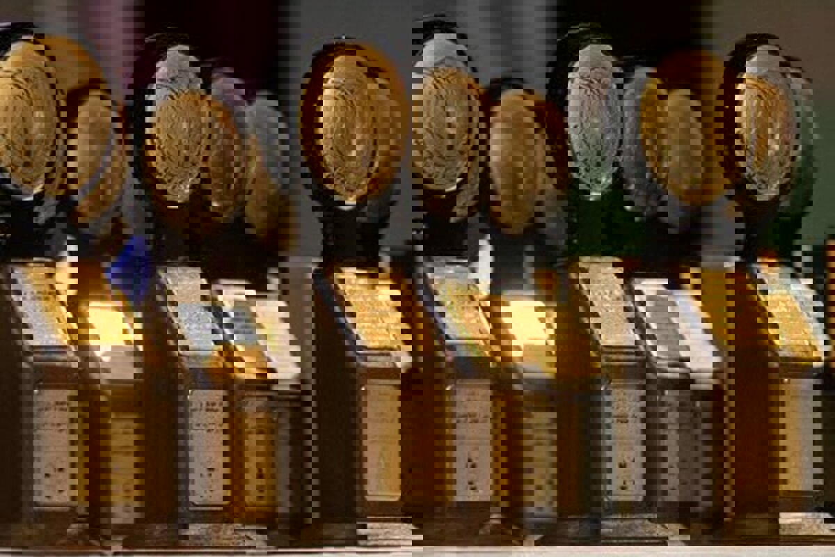 ۱۰۰ اثر به مرحله نهایی کتاب سال دفاع مقدس رسیدند/ اختتامیه ۱۲ اسفند