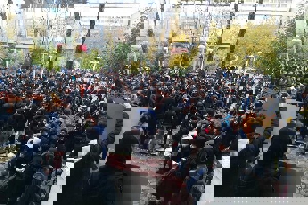 ۳ دانشجوی دانشگاه تهران موقتاً از تحصیل محروم شدند