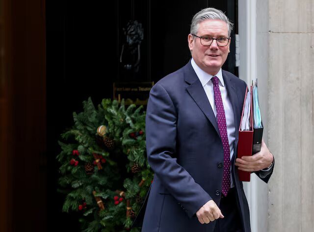 نخست‌ وزیر انگلیس: لندن از دیپلماسی میان ایران و آمریکا حمایت می‌کند