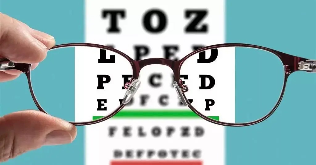 علت افزایش نزدیک بینی در جهان، نور کم در فضاهای بسته است