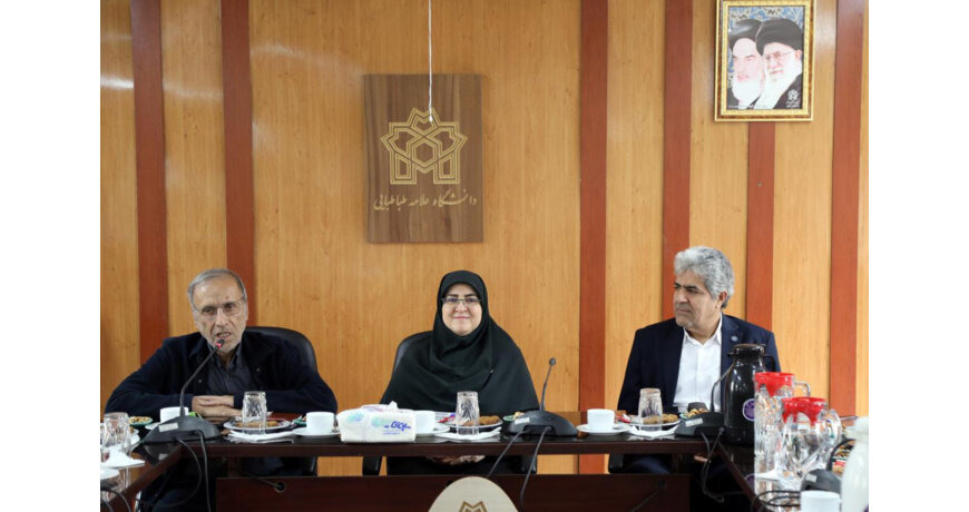 لزوم بازسازی پیوند رسانه با دانشگاه و دولت