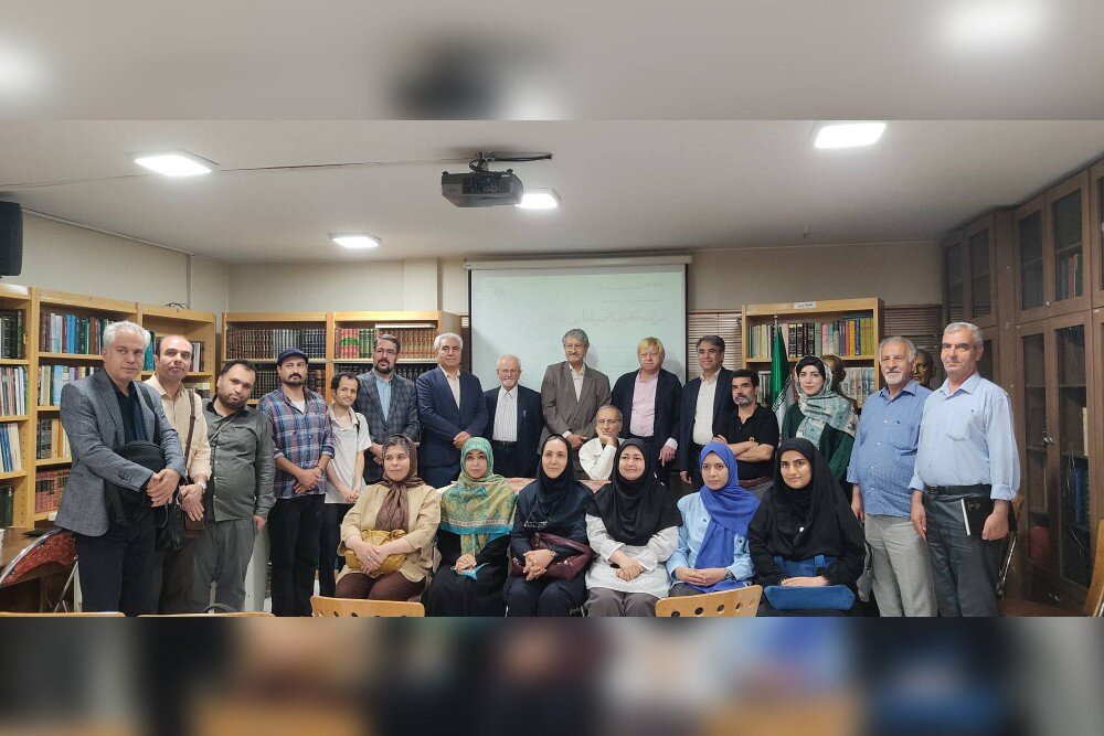 دیپلماسی فرهنگی، پیوند میراث مکتوب با سیاست خارجی ایران