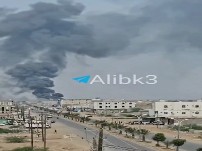 یمن بندر المخا عربستان را به آتش کشید