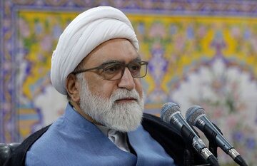 روایت مروی از آخرین زیارت رهبر شهید در حرم امام رضا(ع)