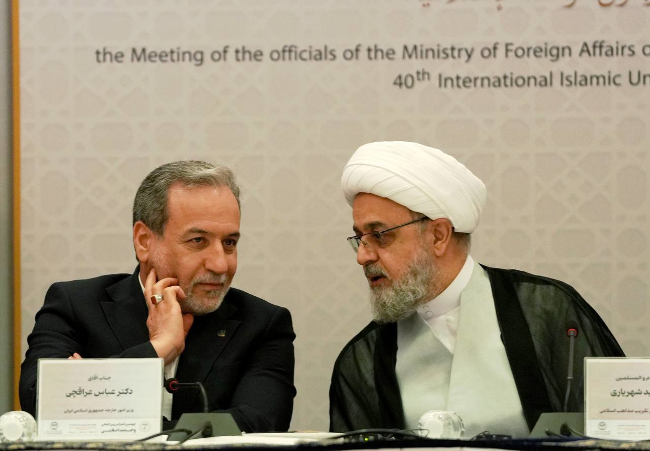 عراقچی: هرگز از خون رهبرمان نمی‌گذریم | آخرین خبر