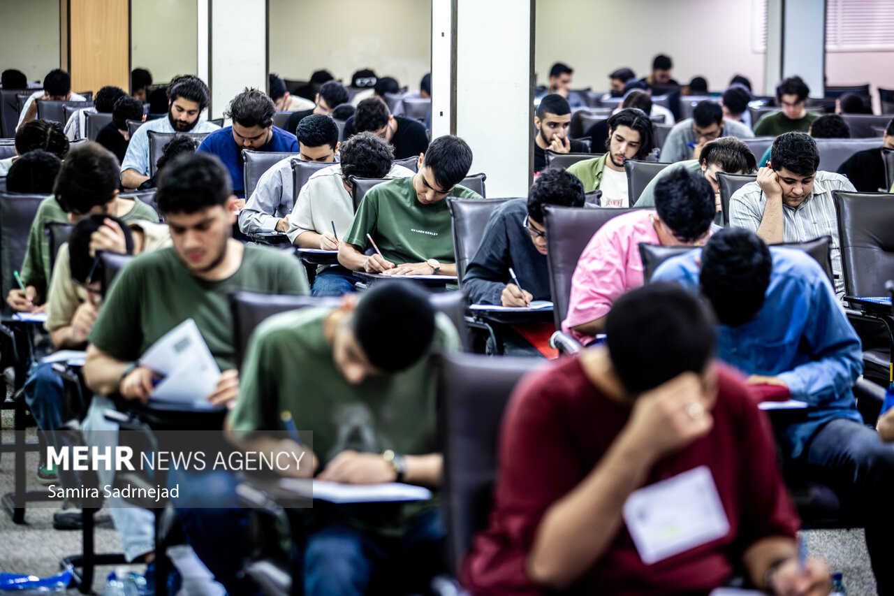 خسروپناه: سهمیه ویژه کنکور برای آسیب‌دیدگان جنگ نیازمند بازنگری است