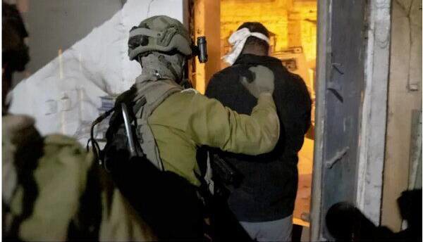 بازداشت ۱۵ فلسطینی در کرانه باختری