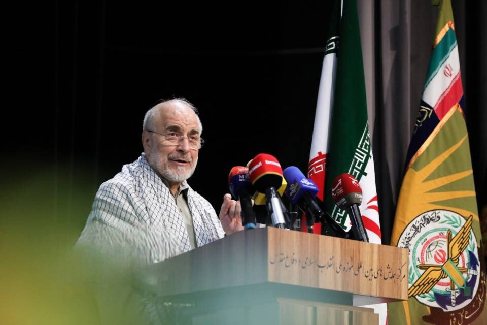 فرهنگ دفاع مقدس یک دکترین ملی برای مقابله با تهدیدهاست