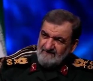 دبیر شورای عالی امنیت ملی: ترامپ با کمک دزدان دریایی و حمایت ۲ کشور به دنبال دور زدن تنگه است