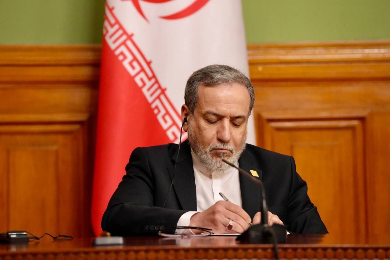 پیام تبریک عراقچی به وزیر دفاع