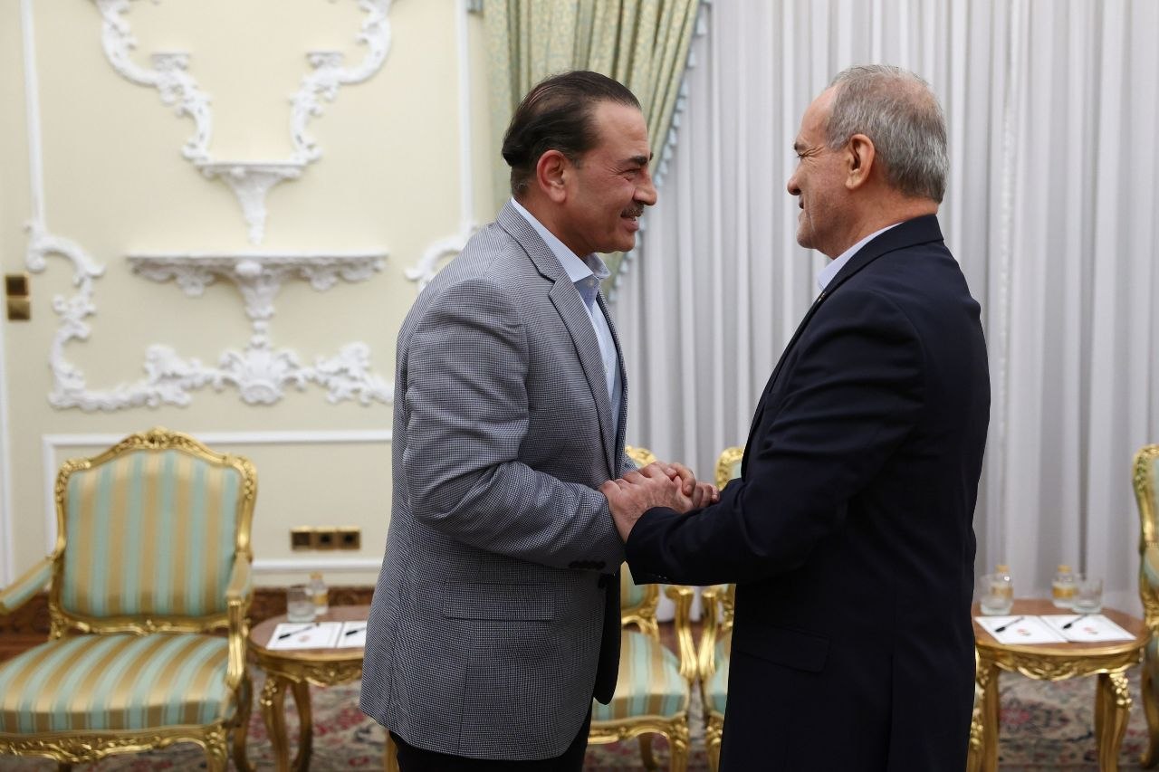 ایران پرسمان